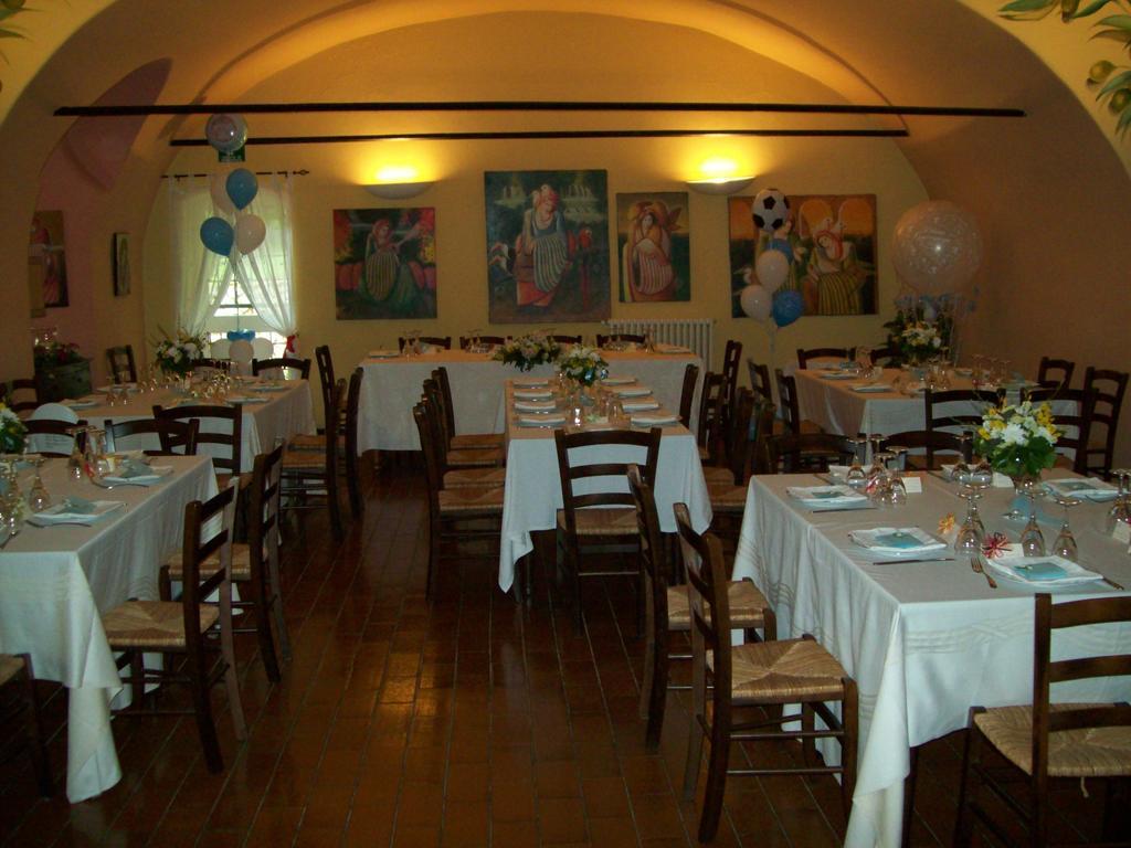Gli Ulivi Bed and Breakfast Fosdinovo Exterior foto